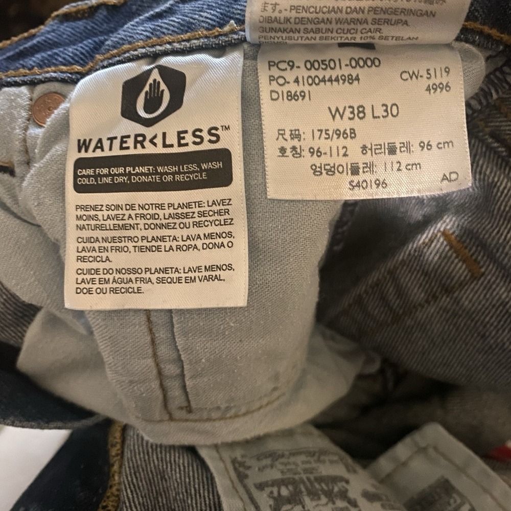Levis Jeans Button Fly Blue 501 Jeans Mens Straight Leg  Size 38x30 - Picture 8 of 8